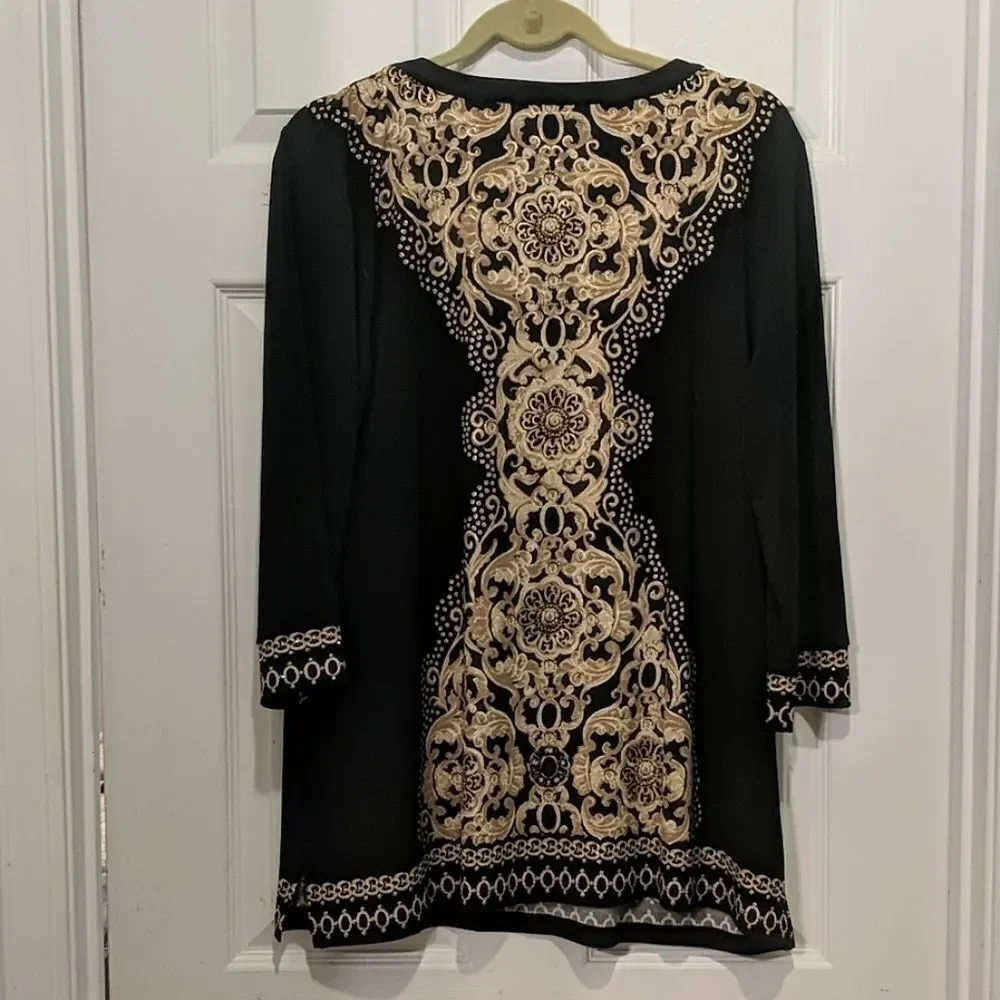 JM Collection gold black design top Sz XL NWT